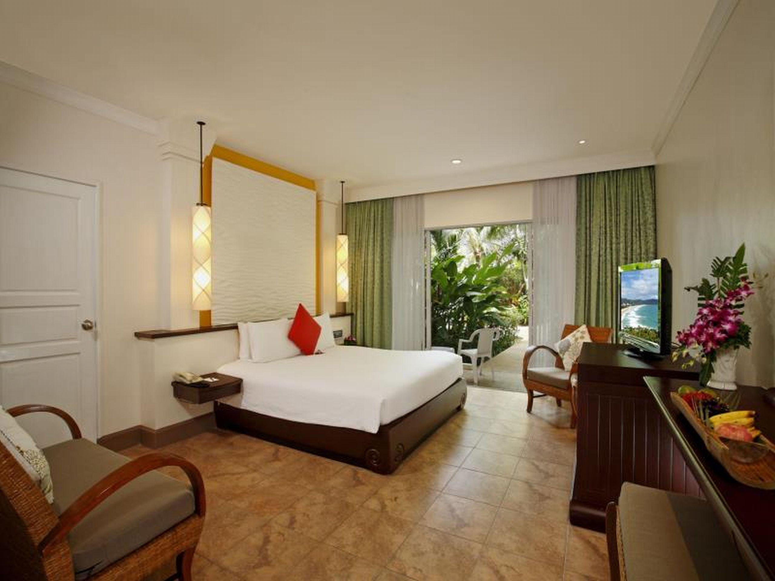 Centara Kata Resort Phuket Kültér fotó
